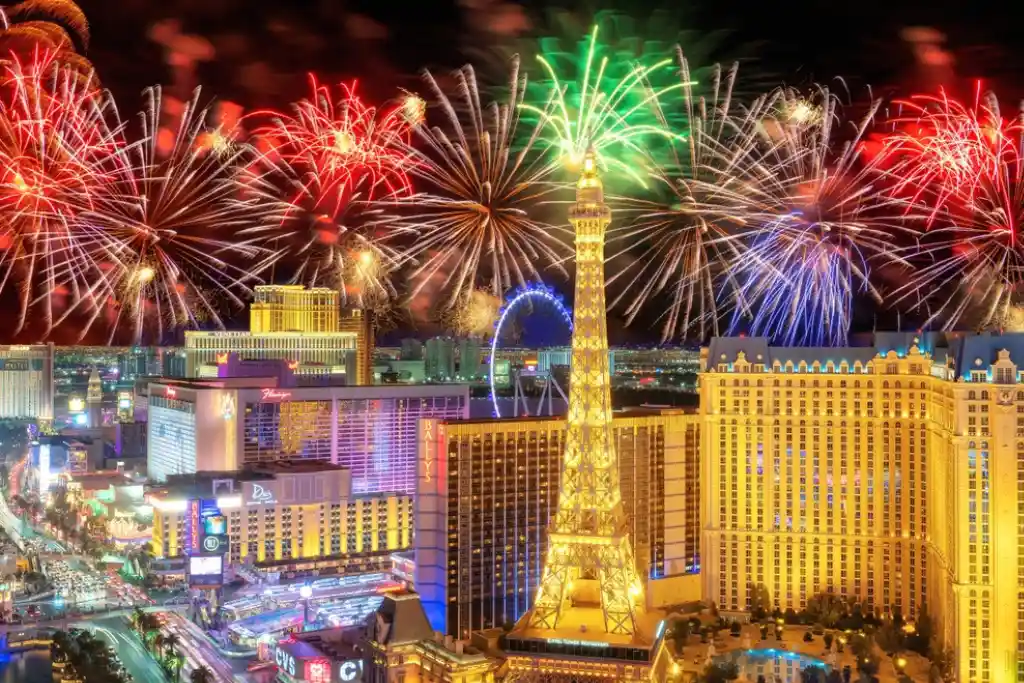Espectáculo de fuegos artificiales, Las Vegas Strip | Qué Onda