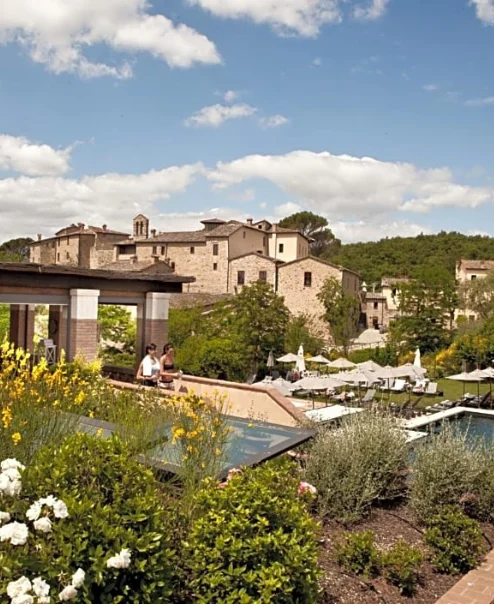 Albercas del Hotel Castel Monastero | Qué Onda