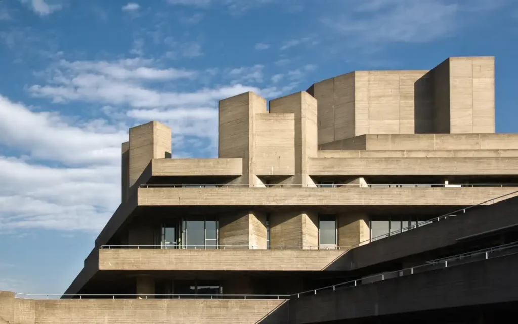 Waterloo Bridge ejemplo del movimiento de la Arquitectura Brutalista en UK capital | Qué Onda |