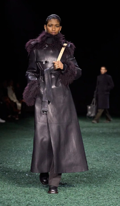 Burberry Colección Otoño 2024 | Style 13 | Qué Onda