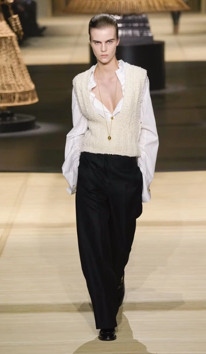 Dior Otoño/Invierno 2024-2025 Paris FW Style 9 | Qué Onda