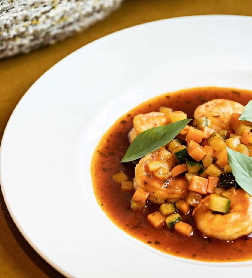 Plato único de fusión Tailandesa con un toque de gastronomía Francesa El restaurante Thiou del Hôtel Norman | Qué Onda