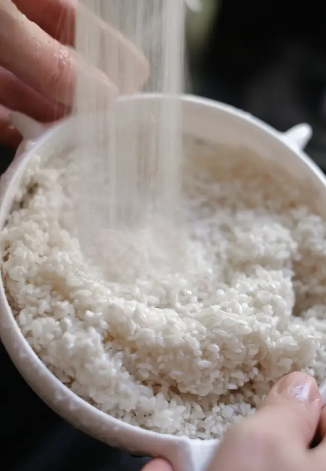 El agua de arroz es una tradición asiática milenaria para tener una piel radiante | Qué Onda |