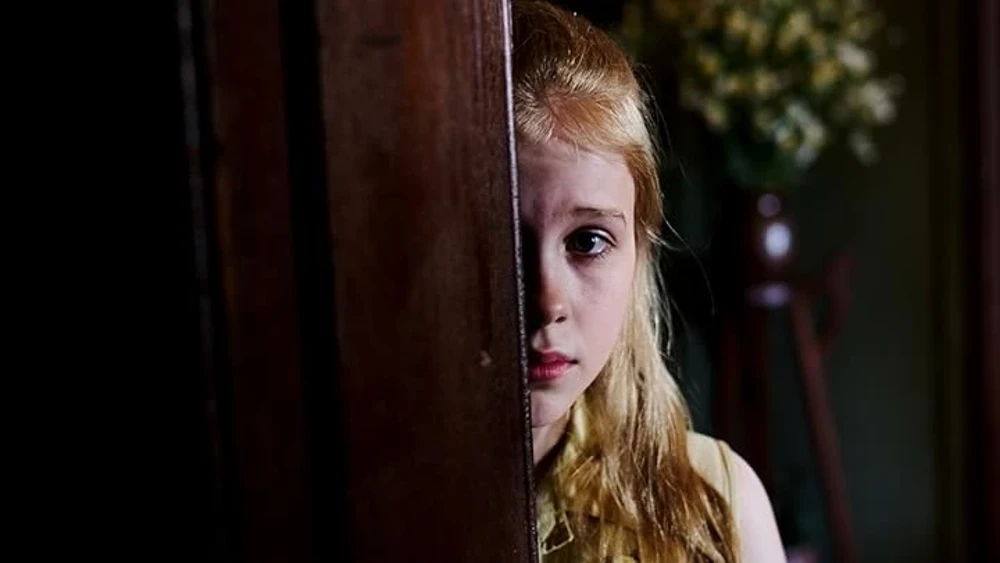 Las Flores perdidas de Alice Hart tiene un elenco impresionante como Alyla Browne