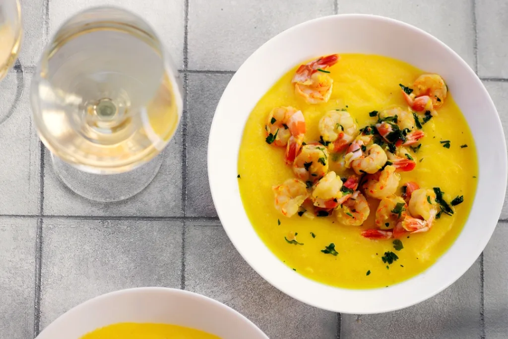 Camarones Venecianos con Polenta | Qué Onda
