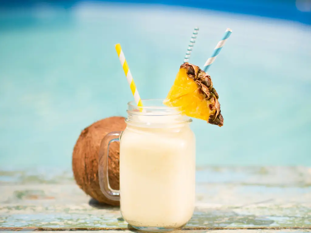 Cócteles tropicales para el Spring Break | Qué Onda |