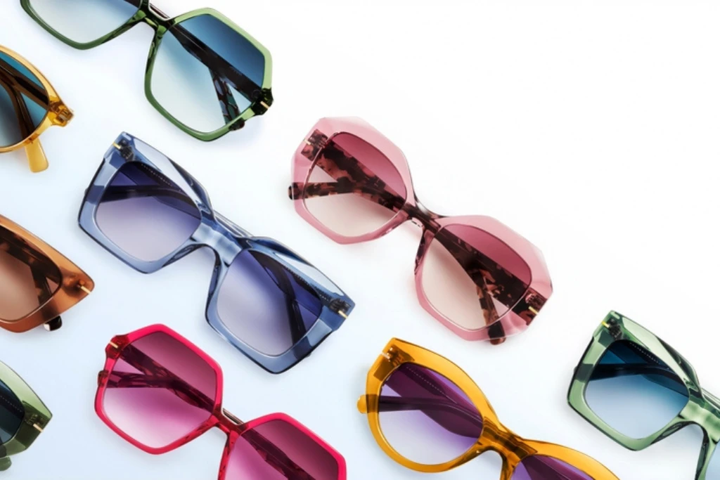 Gafas de sol de colores | Qué Onda