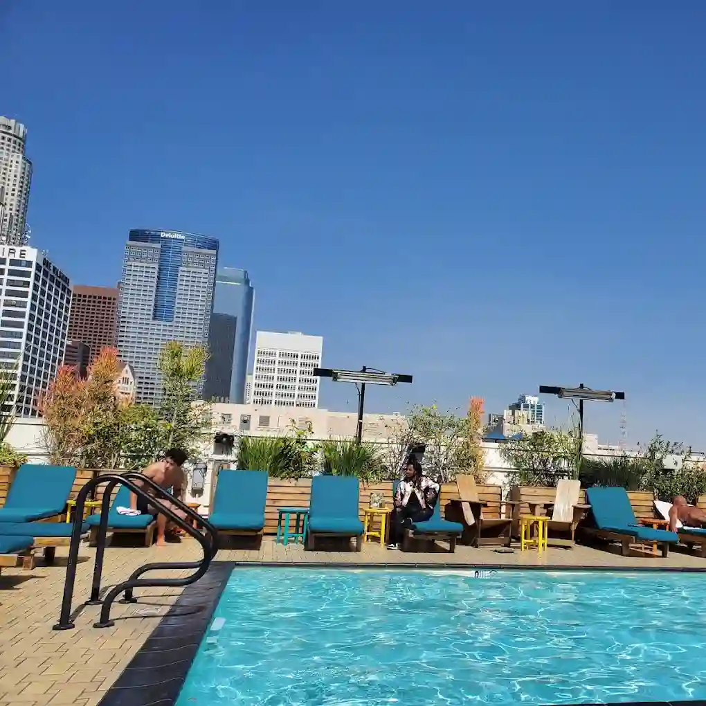 Bares con vistas impresionantes en Los Ángeles | Qué Onda |