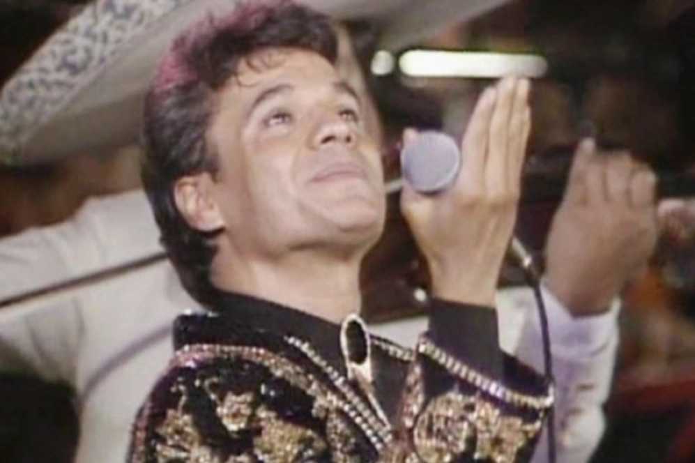 Juan Gabriel, “Amor eterno” | Qué Onda