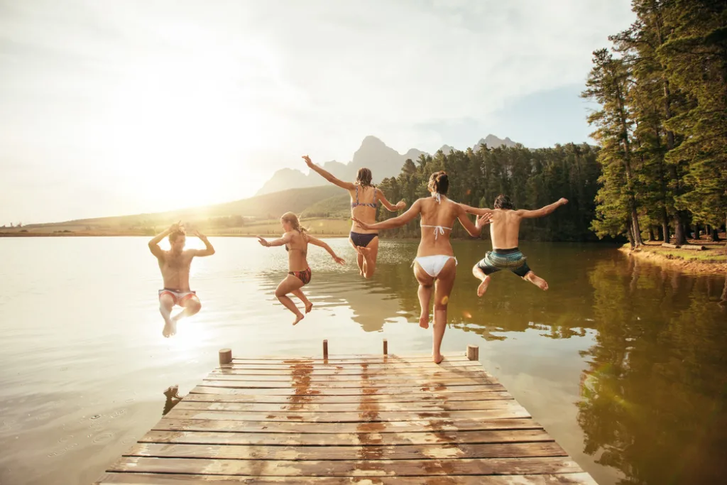 Memorial Day weekend con amigos en el lago | Qué Onda