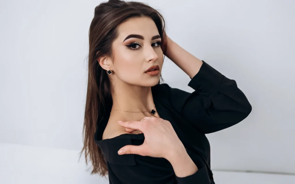 Baddie Latina: Maquillaje audaz | Qué Onda |