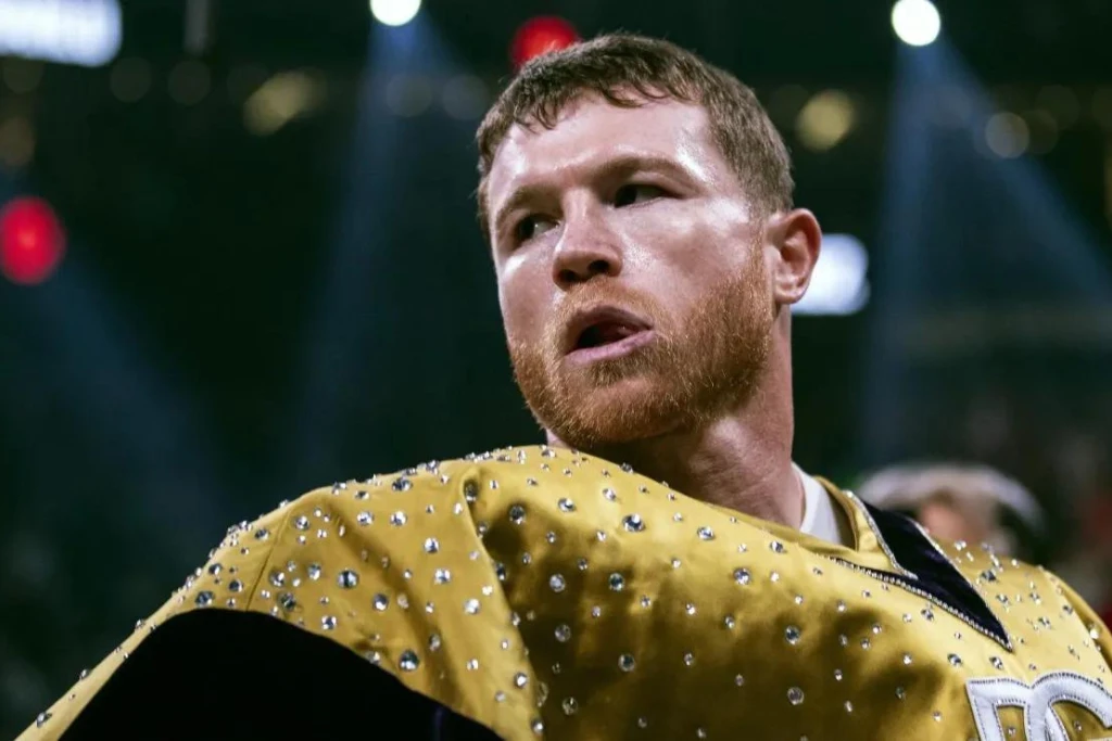 Saúl 'Canelo' Álvarez durante una pelea en la T Mobile Arena en Las Vegas | Qué Onda