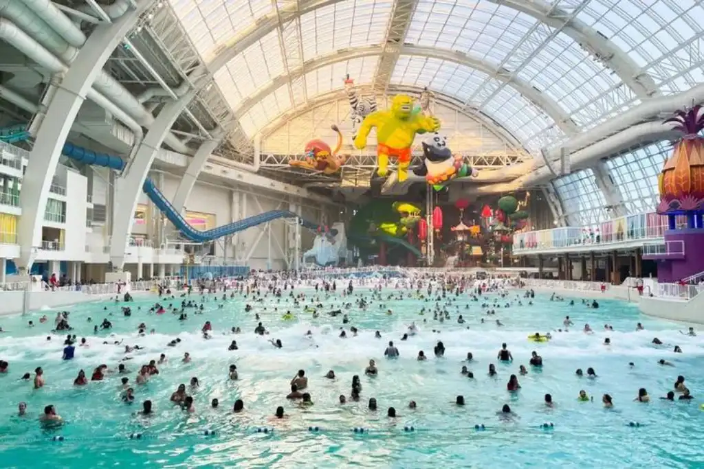 DreamWorks Water Park | Qué Onda