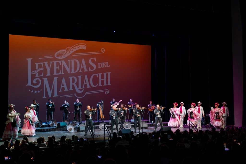 Leyendas del Mariachi con el Ballet Folclórico de Ollín | Qué Onda