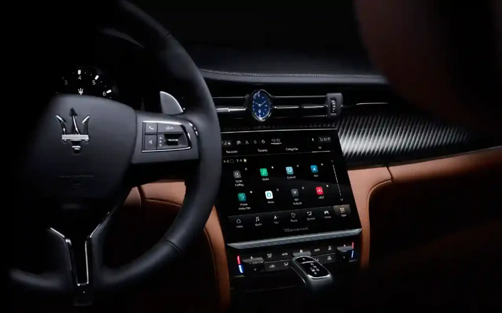 El Maserati Ghibli: el coche del Pingüino en HBO | Qué Onda |