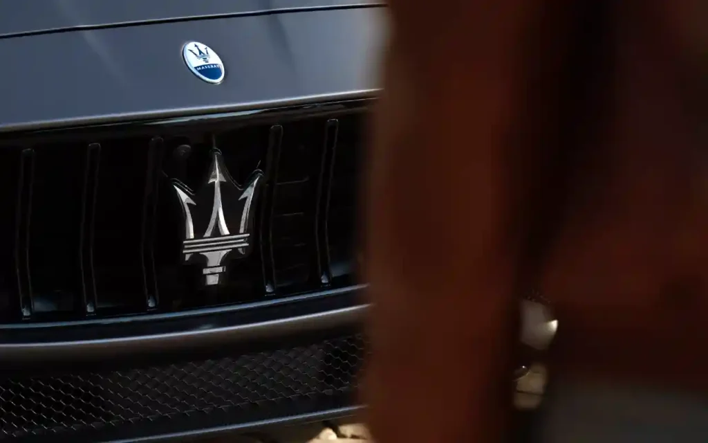El Maserati Ghibli: el coche del Pingüino en HBO | Qué Onda |
