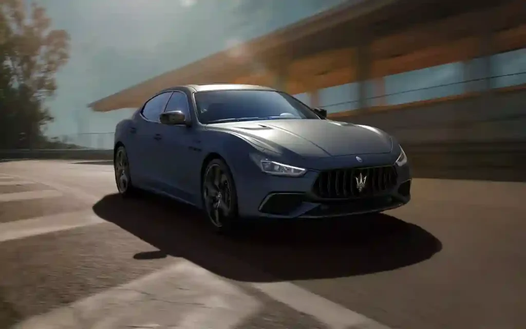 El Maserati Ghibli: el coche del Pingüino en HBO | Qué Onda |
