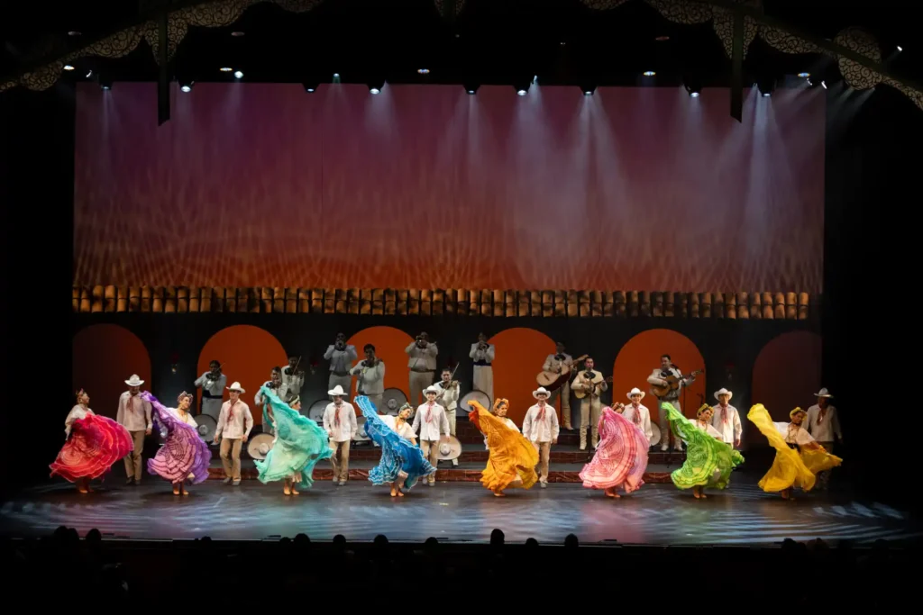 El Ballet Folklórico de Los Ángeles | Qué Onda
