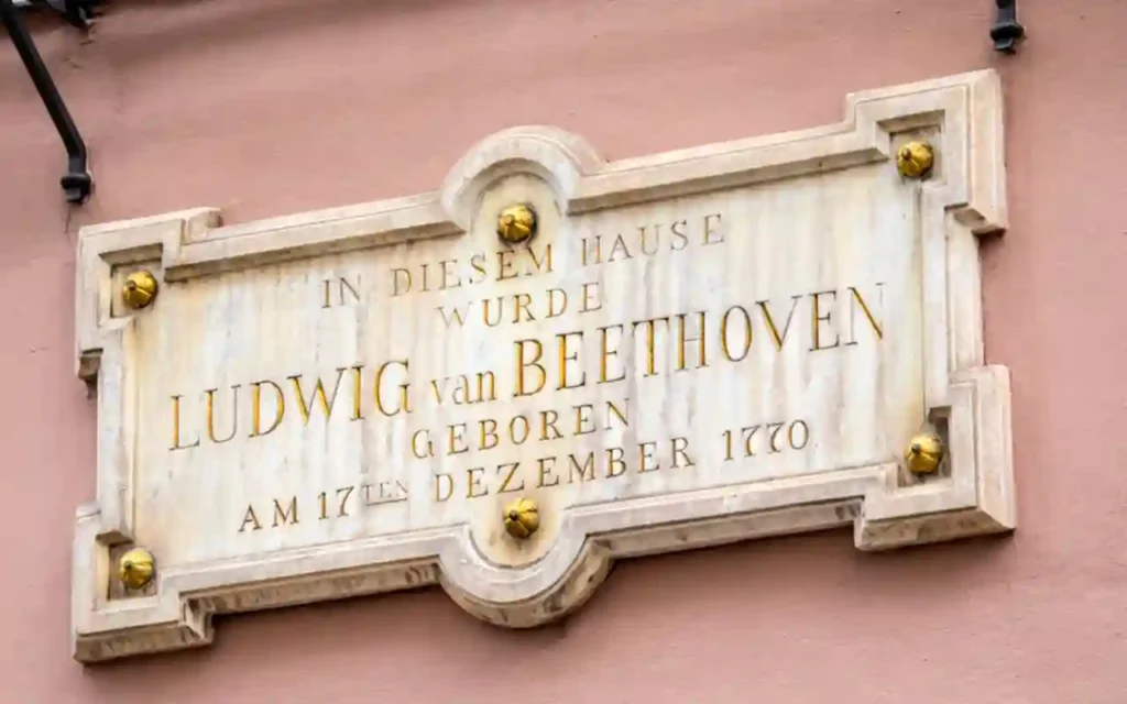 Beethoven: genio, sufrimiento y legado musical eterno | Qué Onda |
